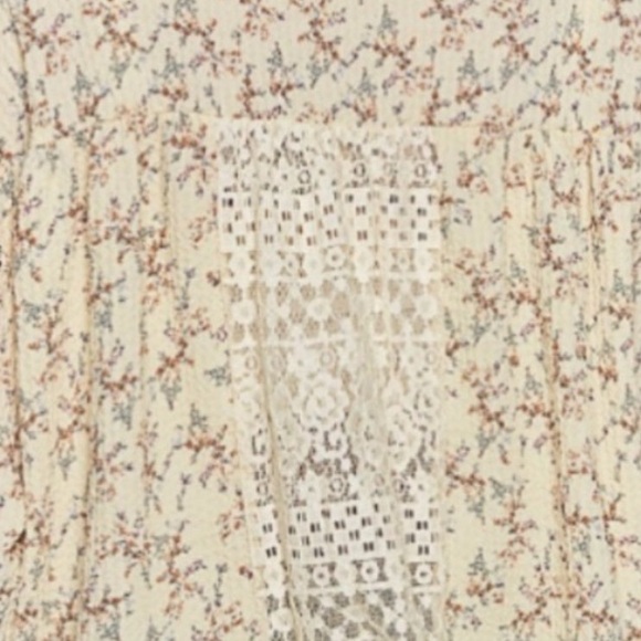 POL floral top - patch top - lace crochet button down top medium/large Boutique - Picture 9 of 11